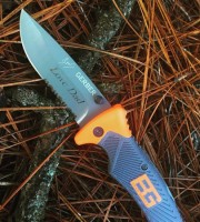 The Gerber Ultimate  Paracord Knife